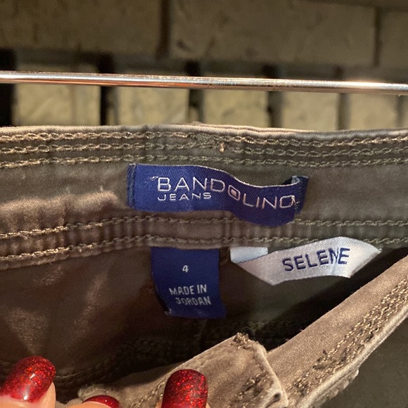 Capris - Picture 3 of 3